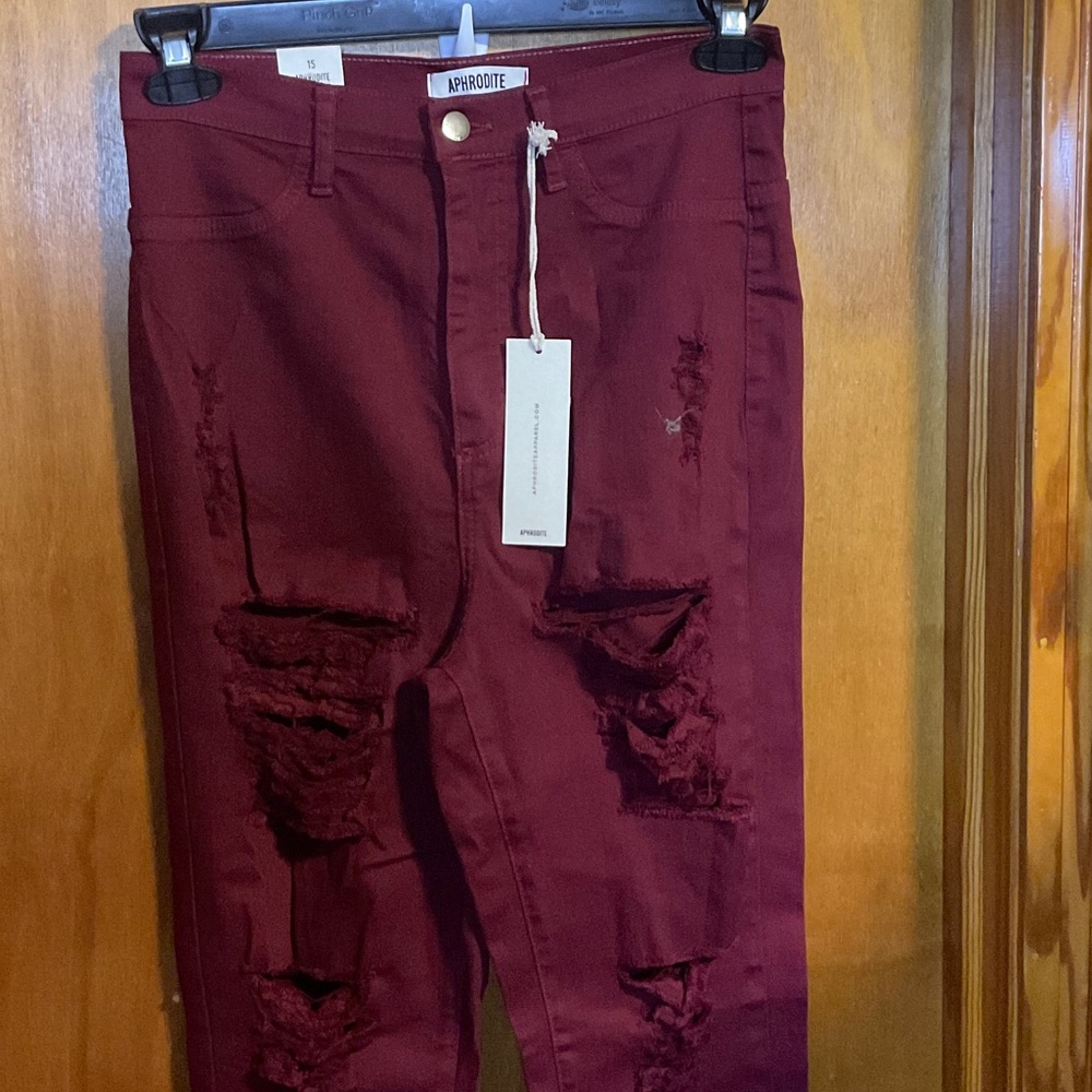 Aphrodite Women's Skinny Distressed Jeans - Burgundy